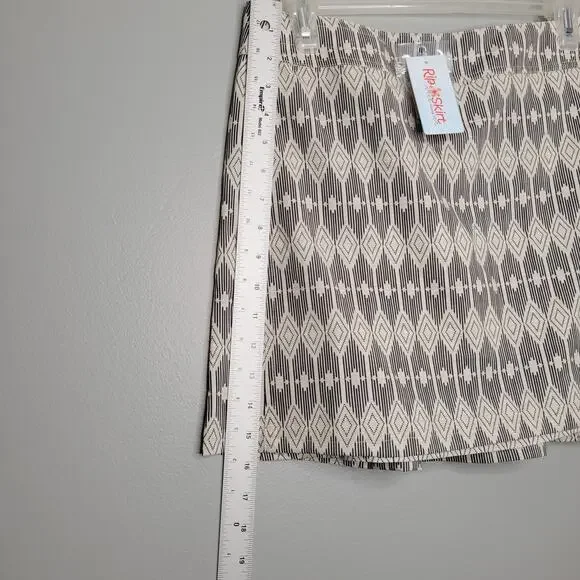 NWT Rip Skirt Women's Size S Beige West End Length 1 Active Travel Wrap Coverup - Picture 8 of 9